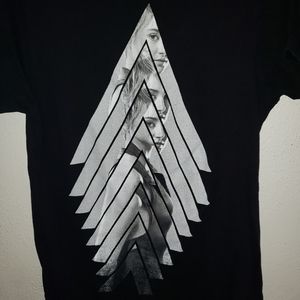 Divergent Insurgent T-shirt